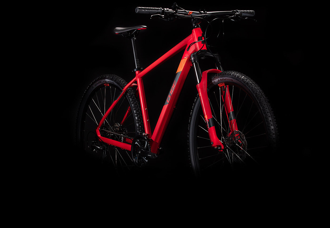 Cube aim on sale race red